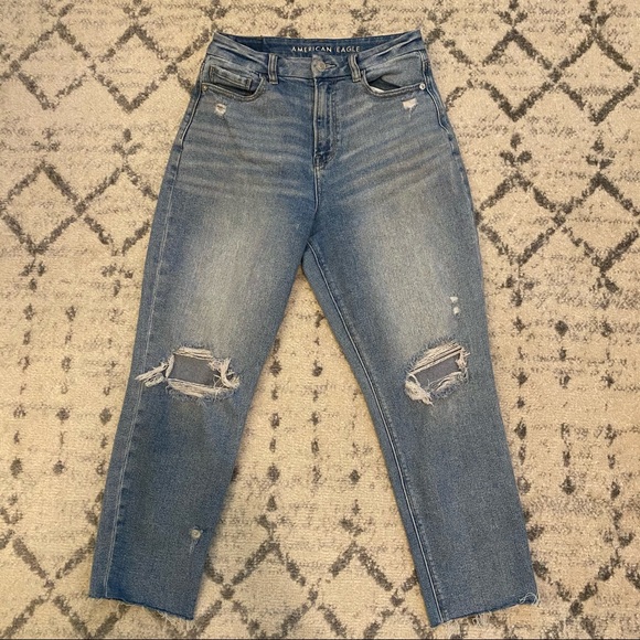 American Eagle Outfitters Denim - American Eagle Curvy Mom Jeans stretch